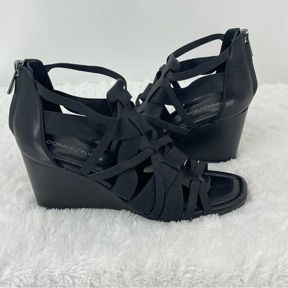 DONALD PLINER Elegant Black Strappy Women's Shoes WEDGE SIZE 6.5 M